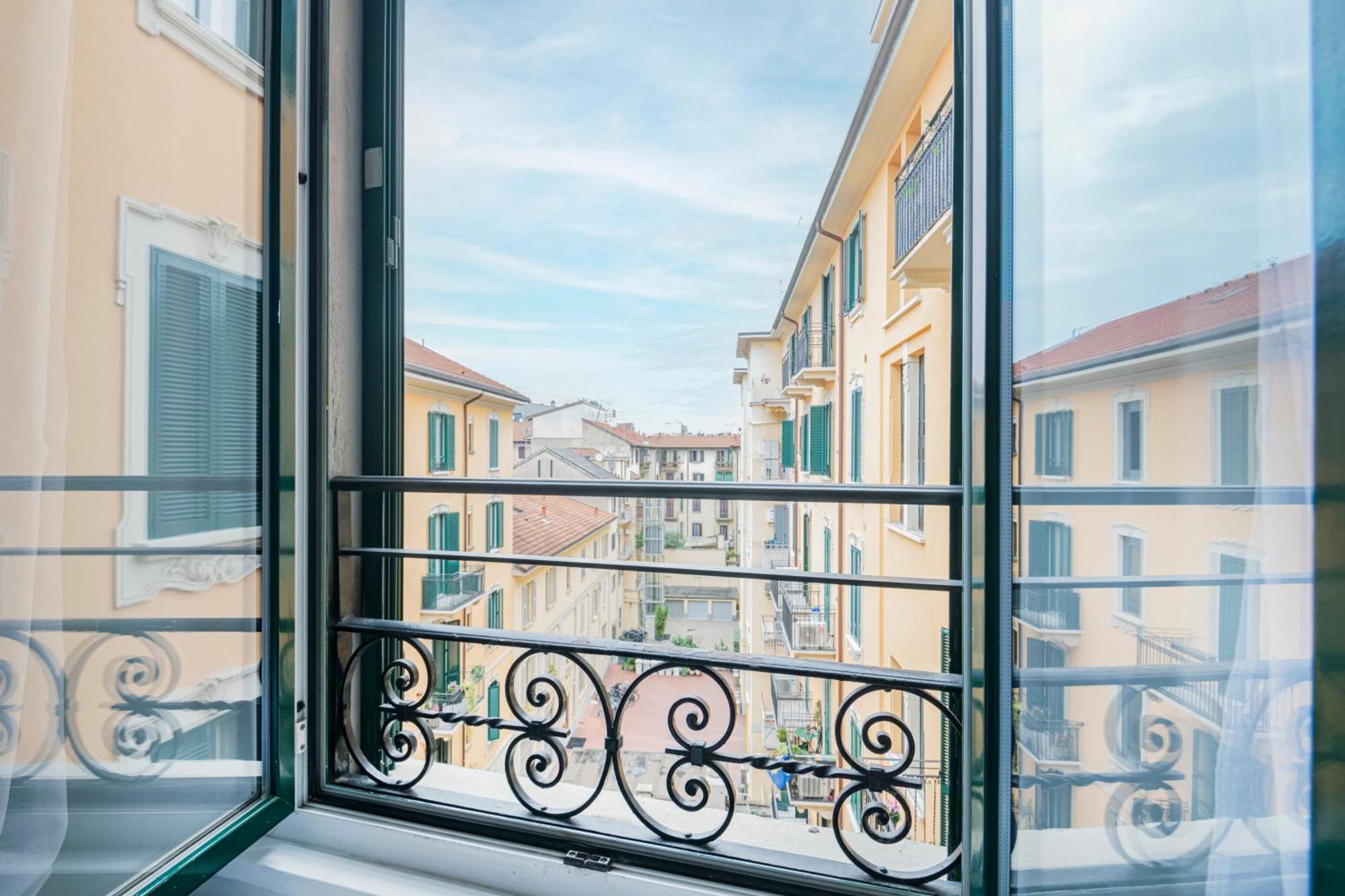 New Flat Fully Furnished In P.Ta Romana Milan Exterior photo
